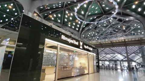 View of a Al Majed Oud shop inside a new Haramain high speed railway station Видео 274459485