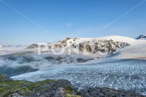 A view of the Alaska Range as seen from the McLaren Ridge Trail off the Alaska H Stock Photos