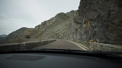 View of the Alpine mountain landscape from a car window. 库存影片 343547884