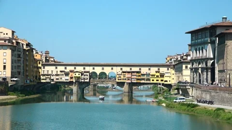 View of ancient Ponte Vecchio, medieval old bridge in Florence, Tuscany, Italy 動画素材 106119238