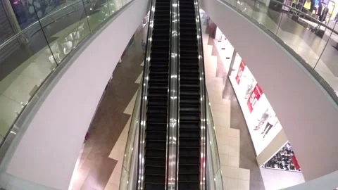 View and scene on the escalator, the movement of people Stock-Footage 129715400