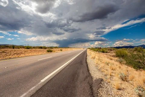 View of Apache trail scenic road 스톡 사진