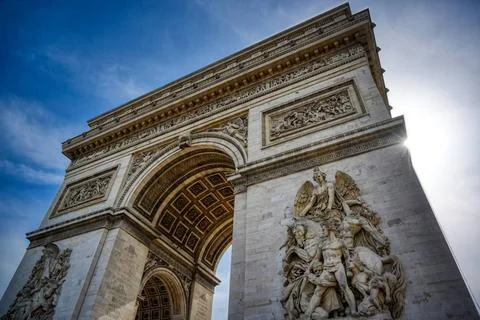 A view of the Arc de Triomphe located in Paris, France A view of the Arc d... Stock-Fotos
