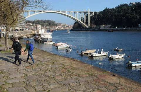 View of the Arrábida bridge in the Douro valley in downtown Porto Stock Photos