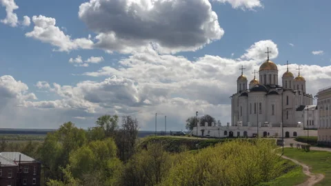 View of assumption Cathedral in Vladimir in front of cloudy sky. Stock Footage 198999931
