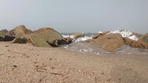 View of the Atlantic Ocean. Empty beach in Povoa de Varzim, Portugal on foggy Stockbeeldmateriaal 113951186