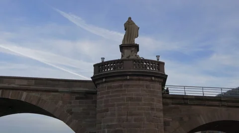 View of the back of a statue on the Old bridge in Heidelberg Stock Footage 60669863