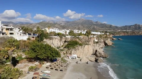 View from Balcon de Europa Nerja Costa del Sol Spain. Beach of Calahonda Vidéo 101424121