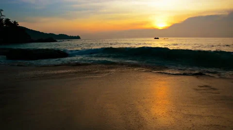 View of the bay sea waves at sunset Video stock 37147769