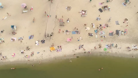View of the beach from a bird's eye view Stock-Footage 111139621