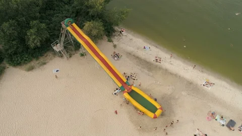View of the beach from a bird's eye view. Stock-Footage 111146319