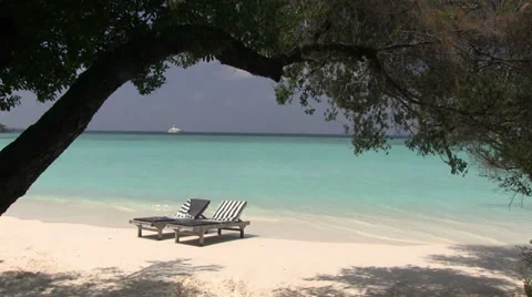 View of a beach in the Maldives Stockbeeldmateriaal 35209331