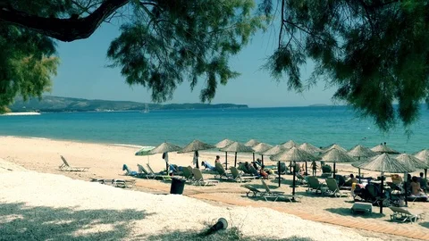 View of the beautiful beach. Vídeos de archivo 119894714