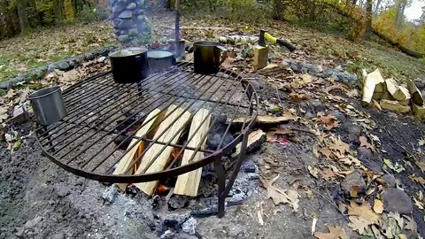 View on big grill at  firecamp place Vidéo 122173723