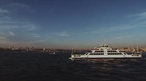 View of the boat in Istanbul Video stock 47132664