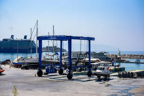 View of boat maintenance area at Setur Marinas Kusadasi. Kusadasi, Turkiye - Stock-Fotos