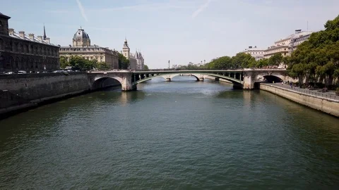 View of bridge over the Seine River in Paris, France Stock-Footage 112677808