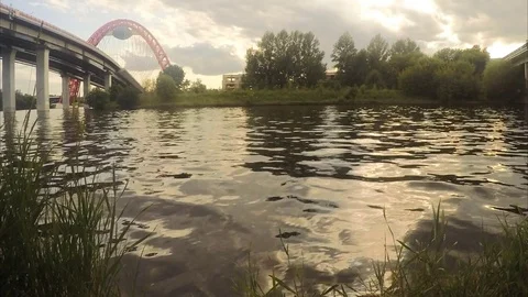 View Of bridge From The River bank Timelapse Vidéo 82048179