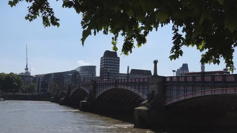 View of the bridge on the River Thames. Stock Footage