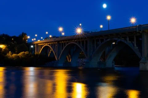 A view of the Broadway Bridge 스톡 사진