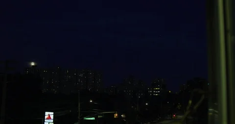 A View Of The Bronx At Dusk From The Train 4K 72 FPS 1 스톡 동영상 94377201