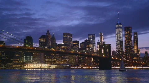View of Brooklyn Bridge with the distinctive New York skyline Stock Footage 65891067