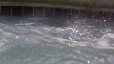 View of bubbles in a hot tub, in slow motion Vidéo 87293439