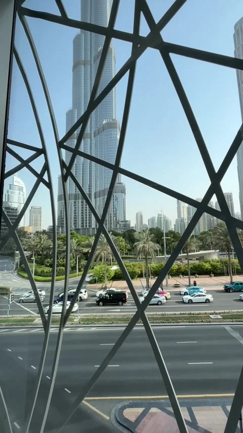 View of Burj Khalifa 스톡 동영상 254467112