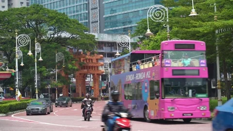 View of busy traffic in Brickfields Little India in Kuala Lumpur. Видео 271484288