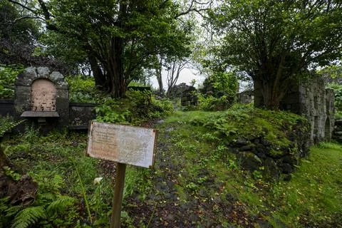 View on Caldeira do Mosteiro, abandoned village on Flores Island, Azores Fotos Stock