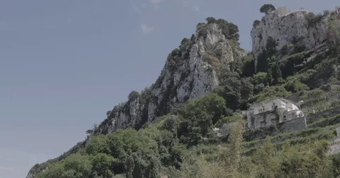 View of Capri Hills from the Funicular up to Capri City from the port 動画素材 76126021