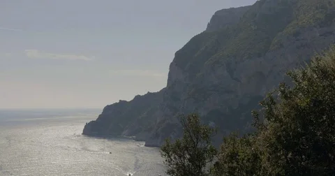 View of Capris Souther Coast Line on Capri Italy in great Sunlight 動画素材 76128705