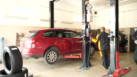 View of the car on the ramp 库存影片 142692290