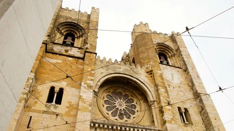 View of the cathedral of S , located in Lisbon, is one of the most important Stock Footage 107927781