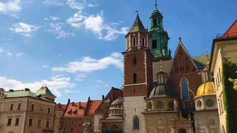 A view of the Cathedral Stanislaus and Wenceslas wawel castle Stock Footage 90937853