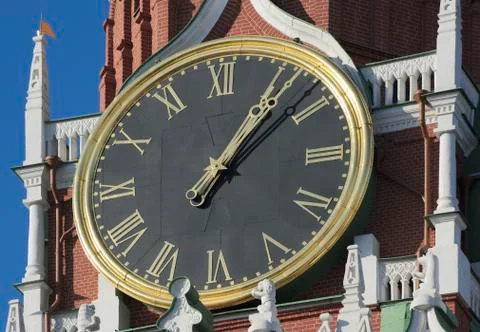 View of the chiming clock on the Spassky Tower of the Kremlin Stock Photos