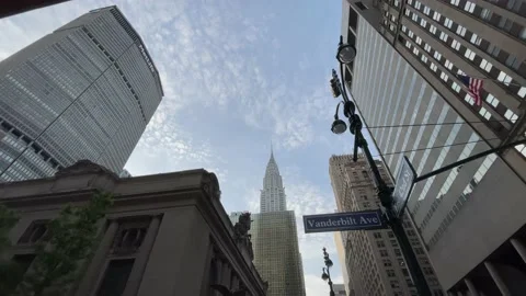 View on the Chrysler building in NYC Video stock 155494635