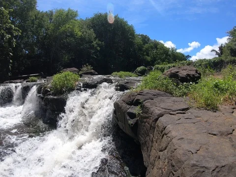 View of Citron waterfall (Cascade Citron) Video stock 104311208