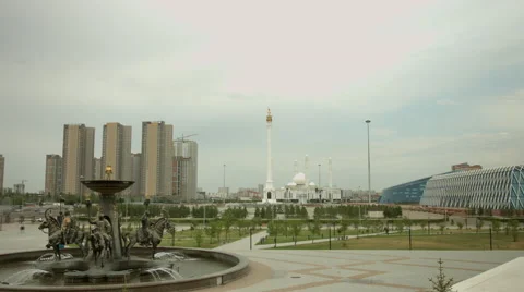 View of City center  from water fountain Stock Footage 59555474