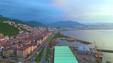 View a city with a large body. Stock Footage 284683553