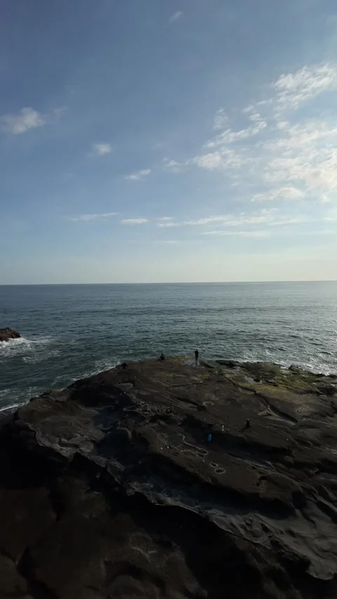 View from a cliff to the ocean in Bali Video stock 283816528
