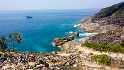 View to the cliff at the ocean Stock Photos