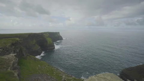 View of the Cliffs of Moher on a cloudy morning in Northern Ireland Video stock 169887686