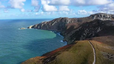 View to the cliffs of Wales Stockbeeldmateriaal 141082760