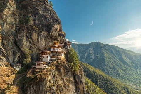 A view of the cliffside Tiger's Nest Monastery in Paro, Bhutan Stock-Fotos
