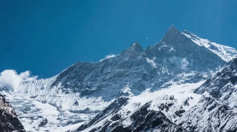 View of clouds forming at Fishtail(Machapuchare) mountain, Annapurna, Nepal. Stock Footage 67475606