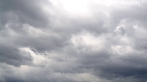 View of the cloudy sky Stockbeeldmateriaal 81086573
