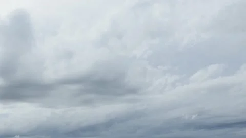 View of the cloudy sky Vídeos de archivo 166692198