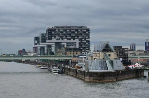 View of Cologne, old and modern architecture Foto stock