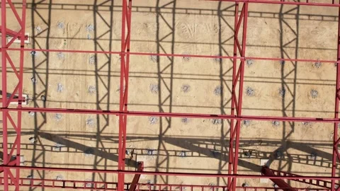 View of the construction site of a large factory Vídeos de archivo 263867820